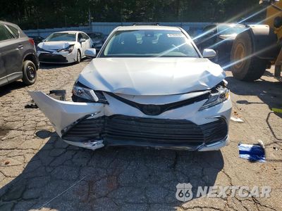 Piąte zdjęcie samochodu w środku: 2023 TOYOTA CAMRY XLE VIN:4T1F11BK5PU083242 - miniatura