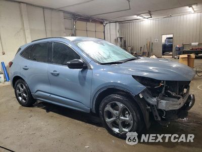 Czwarte zdjęcie samochodu z boku: 2024 FORD ESCAPE ST LINE VIN:1FMCU0MN8RUA38195 - miniatura