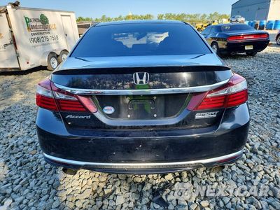 Zdjęcie 6 z 12 samochodu: 2017 HONDA ACCORD SPORT SPECIAL EDITION VIN:1HGCR2F18HA298500 - miniatura