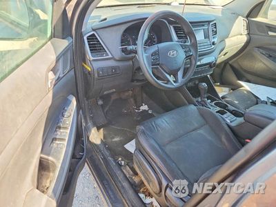 Zdjęcie 8 z 13 samochodu: 2016 HYUNDAI TUCSON SE VIN:KM8J33A47GU027967 - miniatura