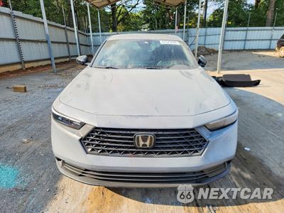 Piąte zdjęcie samochodu w środku: 2025 HONDA ACCORD HYBRID SPORT VIN:1HGCY2F53SA085886 - miniatura