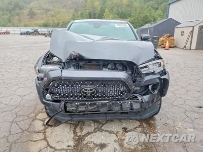 Piąte zdjęcie samochodu w środku: 2021 TOYOTA TACOMA LIMITED VIN:3TMGZ5AN1MM425810 - miniatura