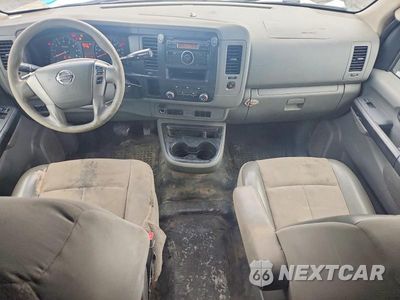 Zdjęcie 8 z 13 samochodu: 2014 NISSAN NV 2500 HD S VIN:1N6AF0LYXEN101851 - miniatura