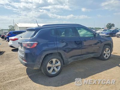 Trzecie zdjęcie samochodu z tyłu: 2017 JEEP COMPASS LATITUDE VIN:3C4NJDBB4HT641319 - miniatura