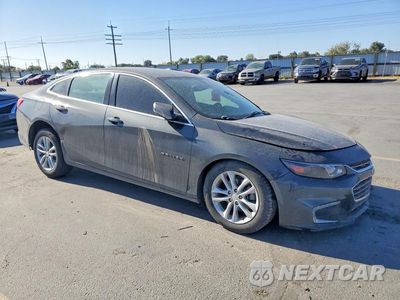 Czwarte zdjęcie samochodu z boku: 2018 CHEVROLET MALIBU LT VIN:1G1ZD5ST1JF256218 - miniatura