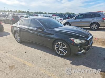 Czwarte zdjęcie samochodu z boku: 2018 INFINITI Q50 3.0T LUXE VIN:JN1EV7AR5JM610440 - miniatura