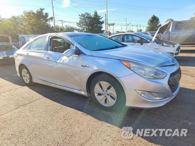 Czwarte zdjęcie samochodu z boku: 2013 HYUNDAI SONATA HYBRID VIN:KMHEC4A41DA088607 - miniatura