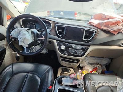 Zdjęcie 8 z 13 samochodu: 2017 CHRYSLER PACIFICA TOURING L PLUS VIN:2C4RC1EG5HR752479 - miniatura