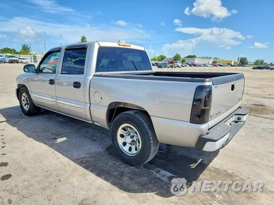 Drugie zdjęcie samochodu z przodu: 2005 GMC SIERRA SL VIN:2GTEC13T651257586 - miniatura
