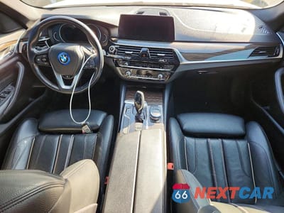 Zdjęcie 8 z 13 samochodu: 2018 BMW 530XE VIN:WBAJB1C58JB084616 - miniatura