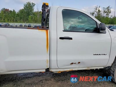 Zdjęcie 10 z 12 samochodu: 2018 CHEVROLET SILVERADO K2500 HEAVY DUTY VIN:1GC0KUEGXJZ131795 - miniatura