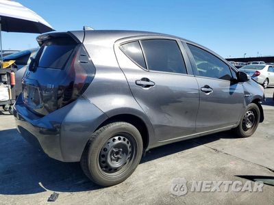 Trzecie zdjęcie samochodu z tyłu: 2016 TOYOTA PRIUS C ONE VIN:JTDKDTB3XG1139112 - miniatura
