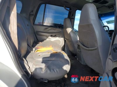 Zdjęcie 11 z 13 samochodu: 2002 FORD EXPEDITION XLT VIN:1FMRU15L52LA33481 - miniatura