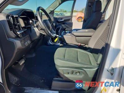 Zdjęcie 7 z 13 samochodu: 2026 CHEVROLET SILVERADO K1500 RST VIN:1GCUKEED8TZ216683 - miniatura