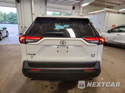 Zdjęcie 6 z 13 samochodu: 2019 TOYOTA RAV4 XLE PREMIUM VIN:JTMA1RFV3KD512632 - miniatura