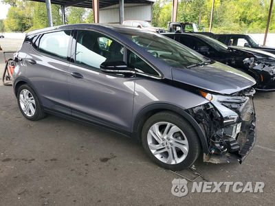 Czwarte zdjęcie samochodu z boku: 2023 CHEVROLET BOLT EV 1LT VIN:1G1FW6S00P4147133 - miniatura