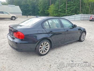 Trzecie zdjęcie samochodu z tyłu: 2011 BMW 328 XI SULEV VIN:WBAPK5C54BF127120 - miniatura
