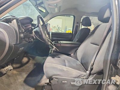 Zdjęcie 7 z 12 samochodu: 2009 GMC SIERRA K2500 SLE VIN:1GTHK53K29F179711 - miniatura