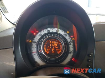 Zdjęcie 9 z 12 samochodu: 2012 FIAT 500 LOUNGE VIN:3C3CFFER7CT119293 - miniatura