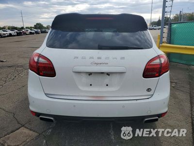 Zdjęcie 6 z 13 samochodu: 2013 PORSCHE CAYENNE VIN:WP1AA2A20DLA06123 - miniatura