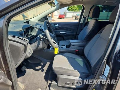 Zdjęcie 7 z 13 samochodu: 2017 FORD ESCAPE SE VIN:1FMCU9GD2HUC75903 - miniatura