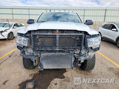Piąte zdjęcie samochodu w środku: 2020 RAM 3500 VIN:3C7WRTCLXLG234317 - miniatura