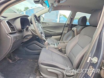 Zdjęcie 7 z 12 samochodu: 2020 HYUNDAI TUCSON SE VIN:KM8J2CA47LU203784 - miniatura
