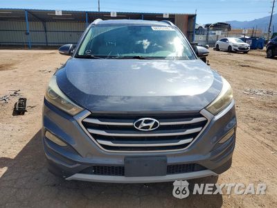 Piąte zdjęcie samochodu w środku: 2017 HYUNDAI TUCSON SPORT VIN:KM8J3CA20HU310484 - miniatura