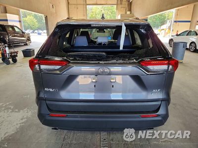Zdjęcie 6 z 14 samochodu: 2025 TOYOTA RAV4 HYBRID XLE VIN:JTMRWRFV4SJ072698 - miniatura