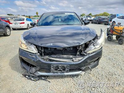Piąte zdjęcie samochodu w środku: 2017 HONDA ACCORD SPORT VIN:1HGCR2F56HA039278 - miniatura