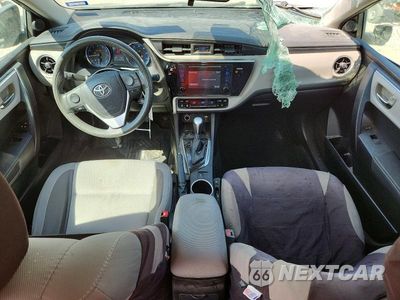 Zdjęcie 8 z 12 samochodu: 2017 TOYOTA COROLLA LE VIN:5YFBURHE9HP659116 - miniatura