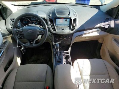 Zdjęcie 8 z 14 samochodu: 2019 FORD ESCAPE SE VIN:1FMCU9GD3KUB19392 - miniatura