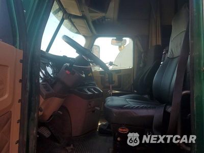 Zdjęcie 7 z 13 samochodu: 2015 FREIGHTLINER CORONADO SEMI TRUCK VIN:3ALXFBCG4FDGL1083 - miniatura