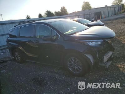 Czwarte zdjęcie samochodu z boku: 2021 TOYOTA SIENNA LE VIN:5TDKRKEC9MS034910 - miniatura