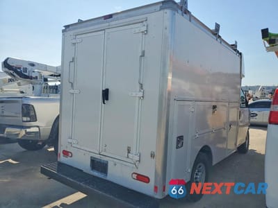 Trzecie zdjęcie samochodu z tyłu: 2016 CHEVROLET EXPRESS G3500 VIN:1GB0GRFF8G1149129 - miniatura