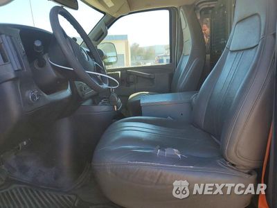 Zdjęcie 7 z 13 samochodu: 2016 CHEVROLET EXPRESS VIN:1GCWGAFF1G1234384 - miniatura