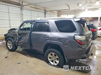 Drugie zdjęcie samochodu z przodu: 2016 TOYOTA 4RUNNER SR5 VIN:JTEZU5JR8G5145060 - miniatura