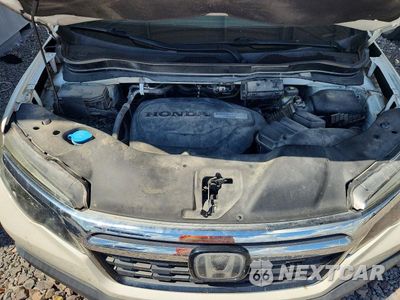 Zdjęcie 11 z 12 samochodu: 2019 HONDA RIDGELINE RTL VIN:5FPYK3F78KB027512 - miniatura