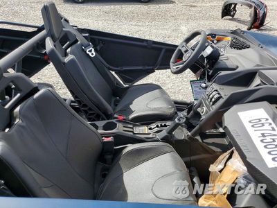 Piąte zdjęcie samochodu w środku: 2026 CAN-AM MAVERICK X3 UTILITY VEHICLE VIN:3JBVMAY43TE002444 - miniatura