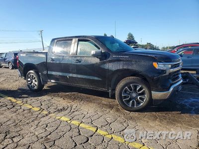 Czwarte zdjęcie samochodu z boku: 2024 CHEVROLET SILVERADO K1500 LT-L VIN:1GCPDKEK3RZ151996 - miniatura