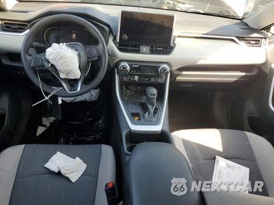 Zdjęcie 8 z 13 samochodu: 2025 TOYOTA RAV4 XLE VIN:2T3P1RFV2SW509461 - miniatura