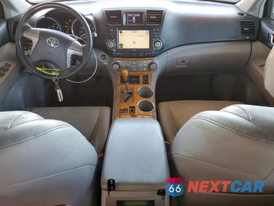 Zdjęcie 8 z 13 samochodu: 2009 TOYOTA HIGHLANDER HYBRID LIMITED VIN:JTEEW44A692031183 - miniatura