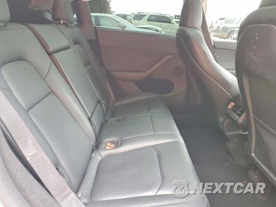 Zdjęcie 10 z 12 samochodu: 2023 TESLA MODEL Y VIN:7SAYGDEE5PA121029 - miniatura