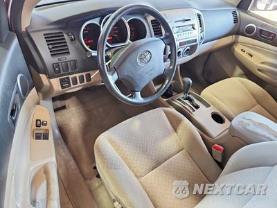 Zdjęcie 8 z 13 samochodu: 2005 TOYOTA TACOMA PRERUNNER ACCESS CAB VIN:5TETU62N55Z029661 - miniatura