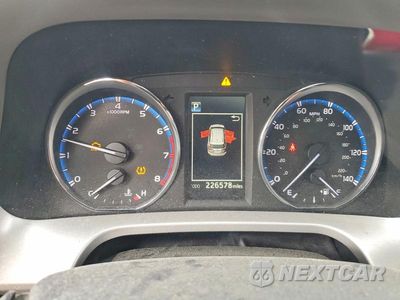 Zdjęcie 9 z 13 samochodu: 2016 TOYOTA RAV4 XLE VIN:2T3RFREV8GW490630 - miniatura