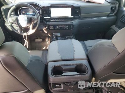 Zdjęcie 8 z 13 samochodu: 2026 CHEVROLET SILVERADO K1500 ZR2 VIN:3GCUKHEL2TG205719 - miniatura
