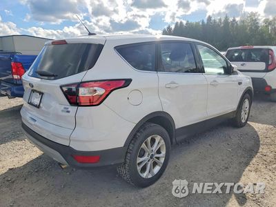 Trzecie zdjęcie samochodu z tyłu: 2017 FORD ESCAPE SE VIN:1FMCU9GD2HUA73840 - miniatura