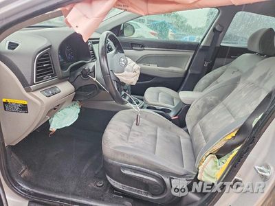 Zdjęcie 7 z 13 samochodu: 2017 HYUNDAI ELANTRA SE VIN:KMHD84LF3HU102894 - miniatura