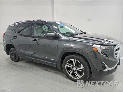 Czwarte zdjęcie samochodu z boku: 2020 GMC TERRAIN SLT VIN:3GKALVEV3LL136440 - miniatura