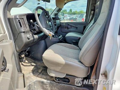Zdjęcie 7 z 13 samochodu: 2020 CHEVROLET EXPRESS G2500 VIN:1GCWGAFG2L1253822 - miniatura